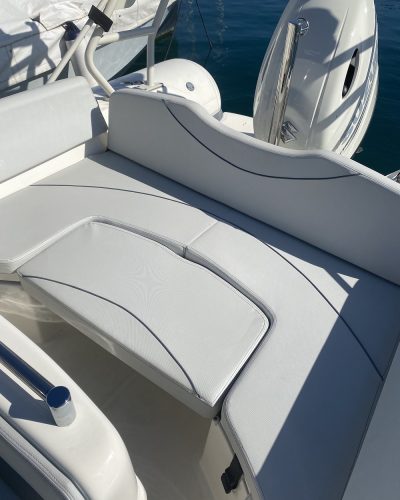 vente de bateau Saint-Jean-Cap-Ferrat-yacht saint-jean-cap-ferrat-bateau neuf nice-bateau d occasion cannes-location de bateau monaco-entretien de bateau antibes-yacht d occasion saint-laurent-du-var